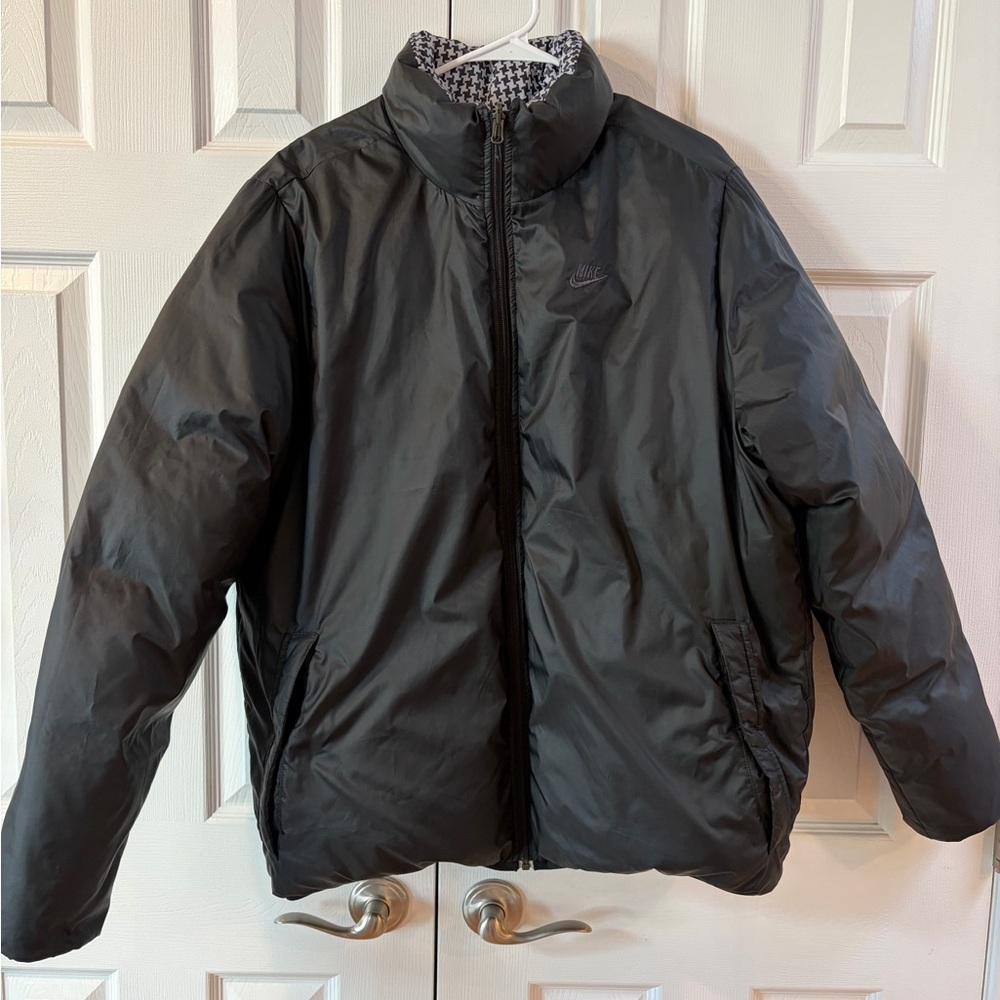 Nike Black/Black and White Houndstooth Reversible Quilted Puffer Coat Size L